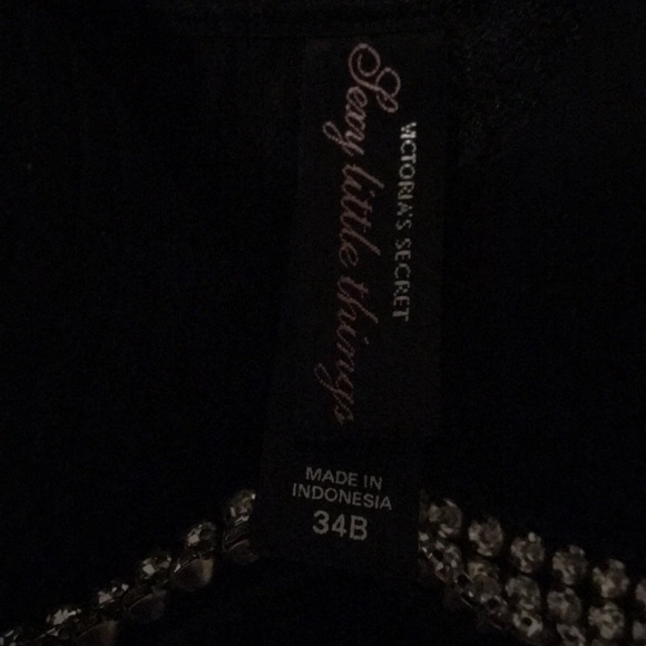 Victoria Secret Black Sheer Nighty w/Cristal Trim - Picture 2 of 4